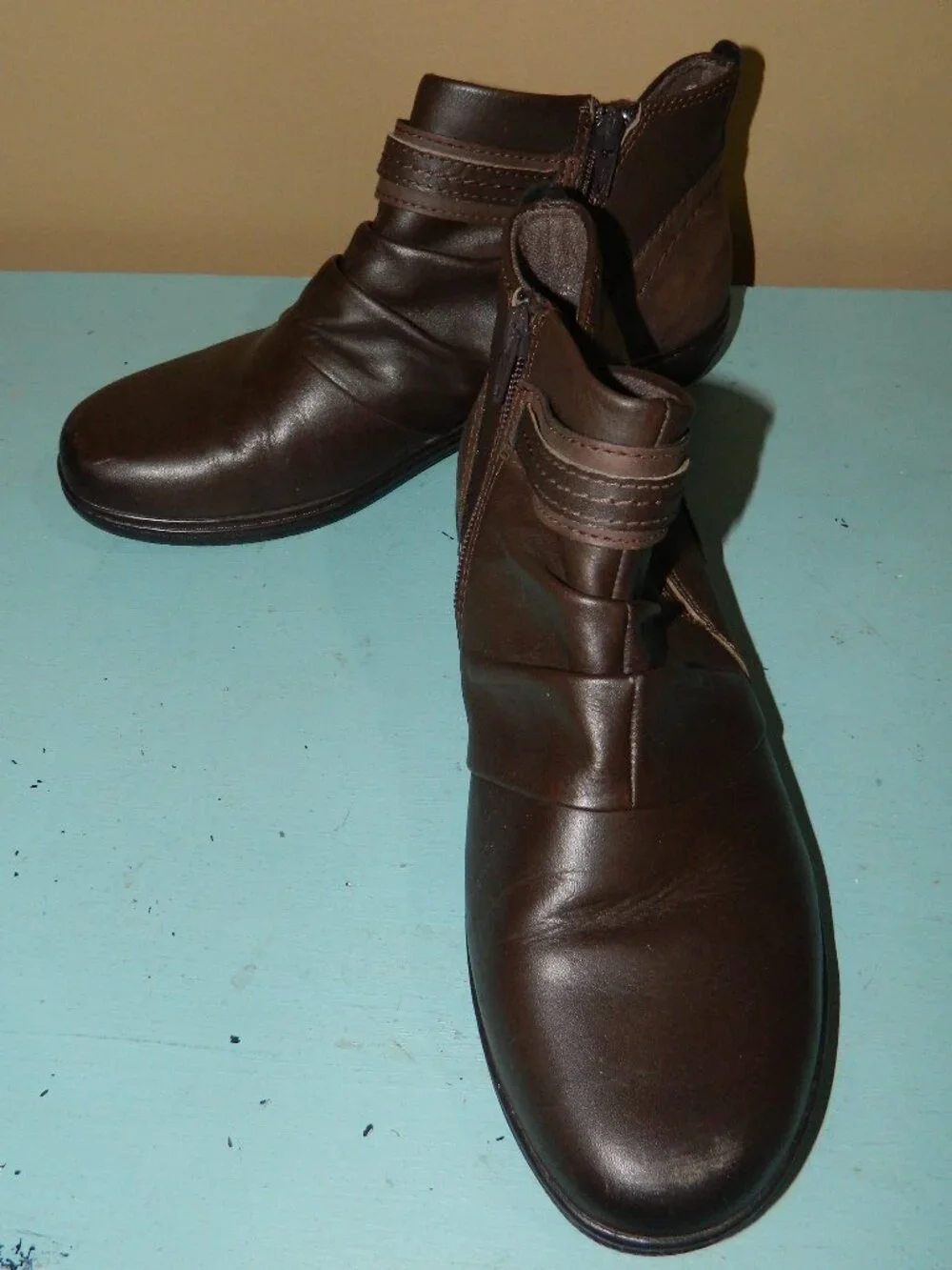 Earth Origins Women’s Glendale Gamila Boot Bark Size 8.5M